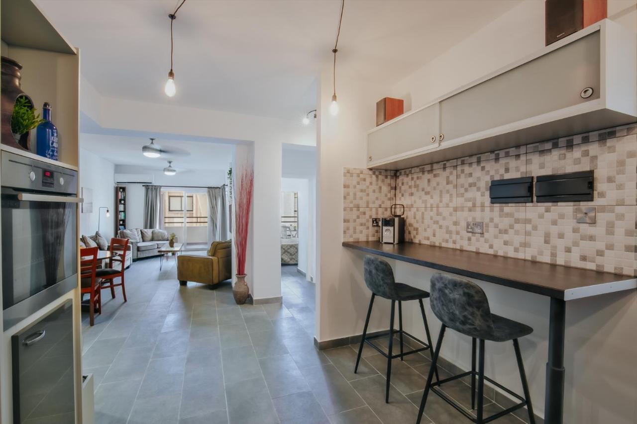 Lazaros Centre Apartment Larnaca Dış mekan fotoğraf