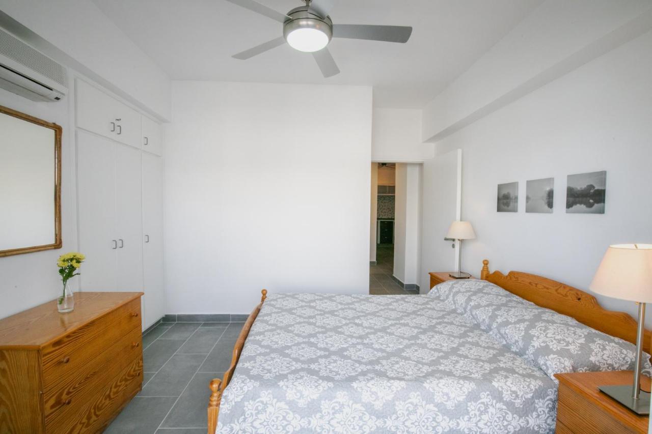 Lazaros Centre Apartment Larnaca Dış mekan fotoğraf
